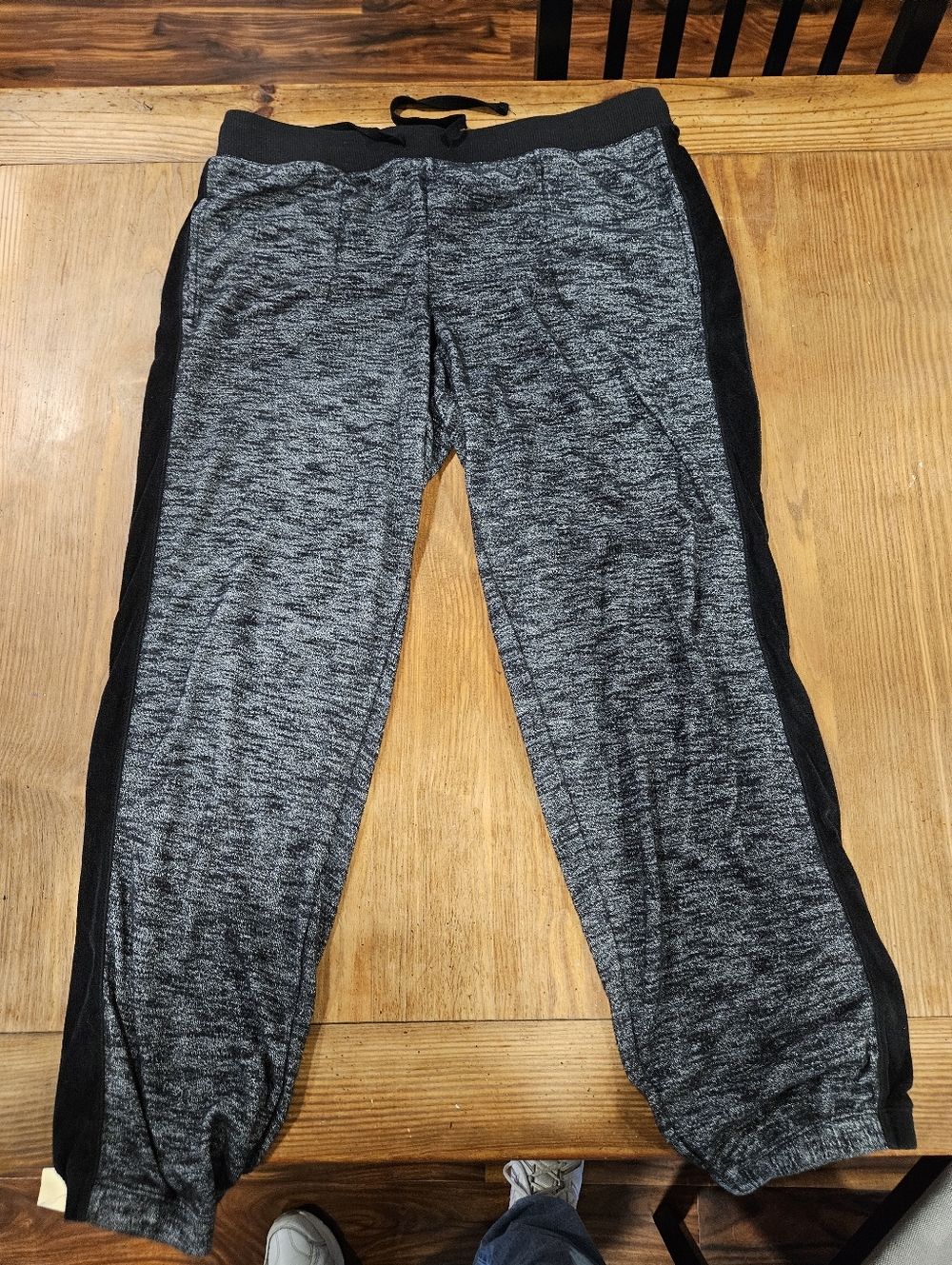 Secret Treasures Gray Heather Joggers with Black Side Panels